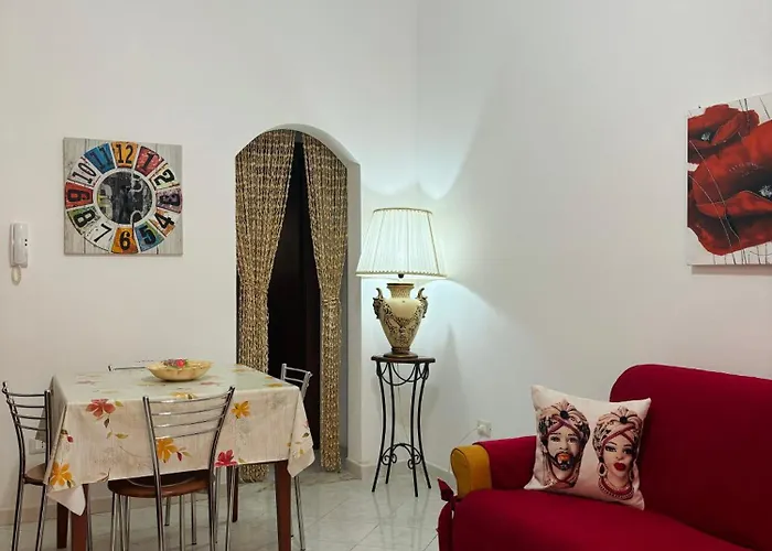 Arricrietti House